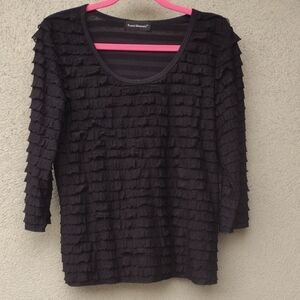 Travel Elements Black Ruffled Top M